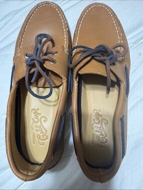 Sperry Gold Cup Brown Leather Boat Shoes with Blue Laces